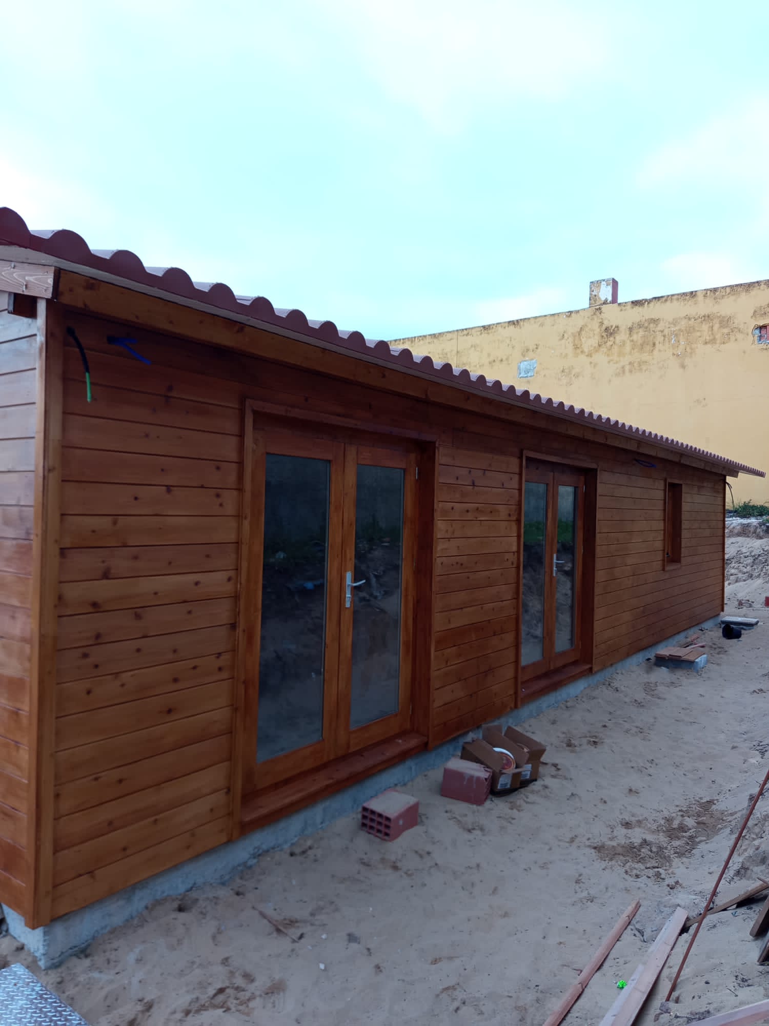 Anexo em Madeira Tratada
